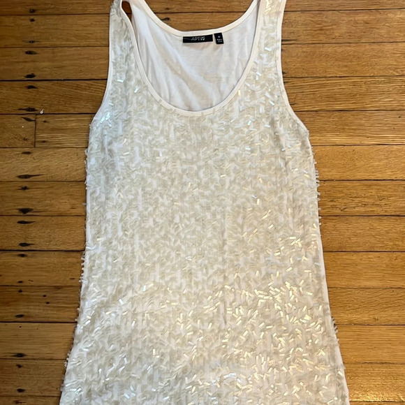 Sequin tank - Picture 1 of 3